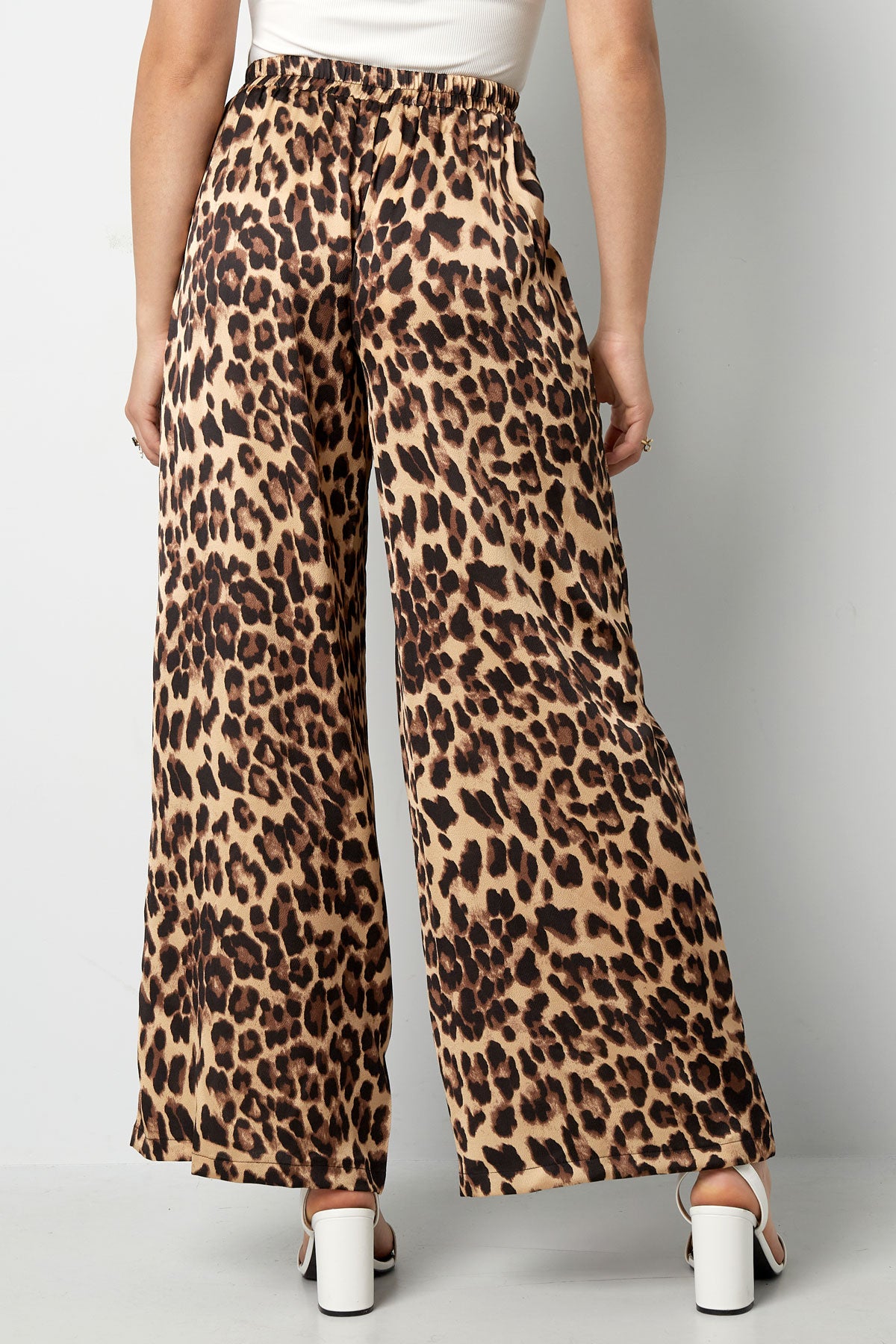 Wide trousers leopard print