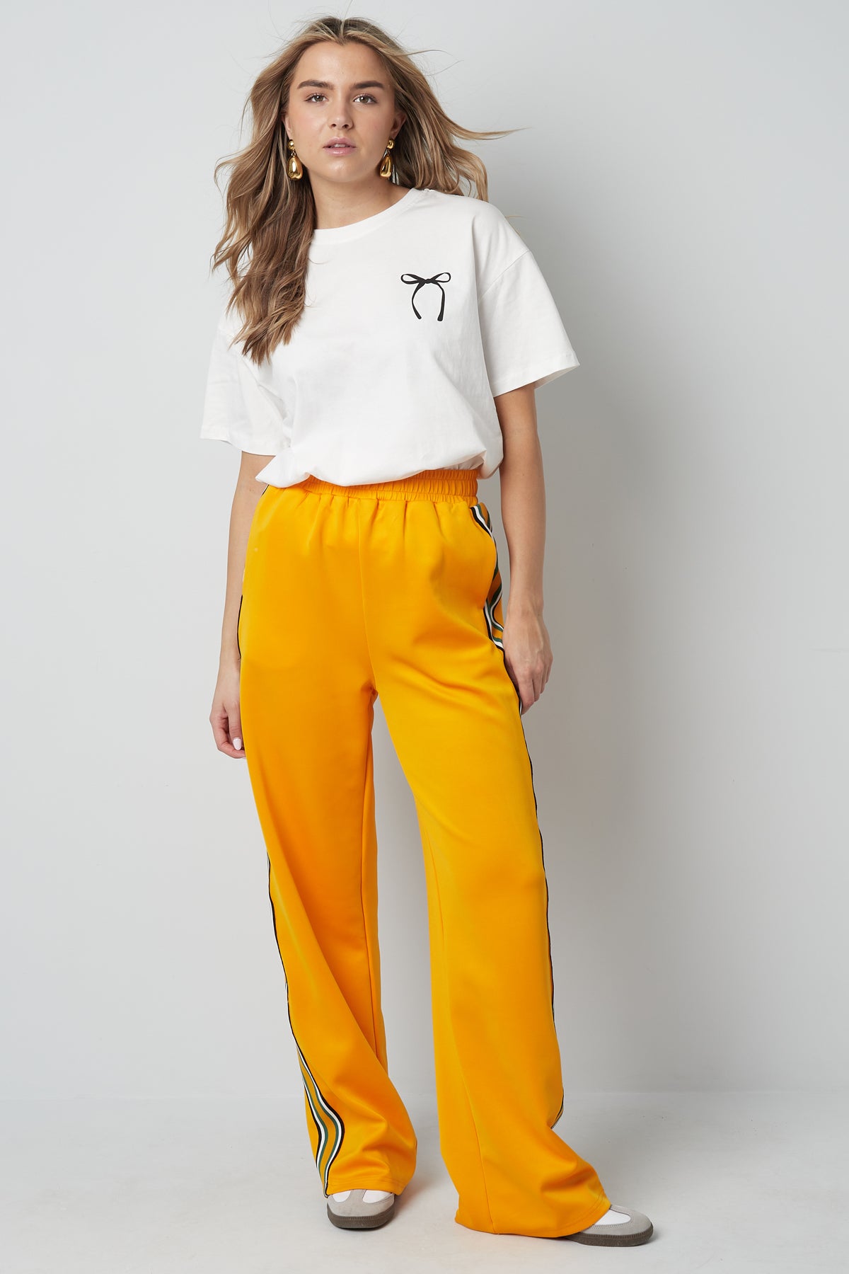 Striped must have pants - red S