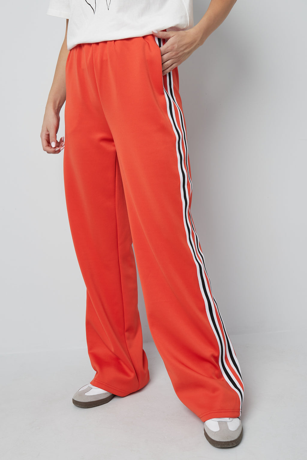Striped must have pants - red S