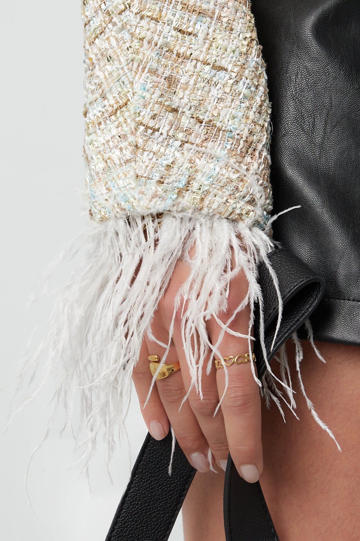 Soft feather jacket with bows