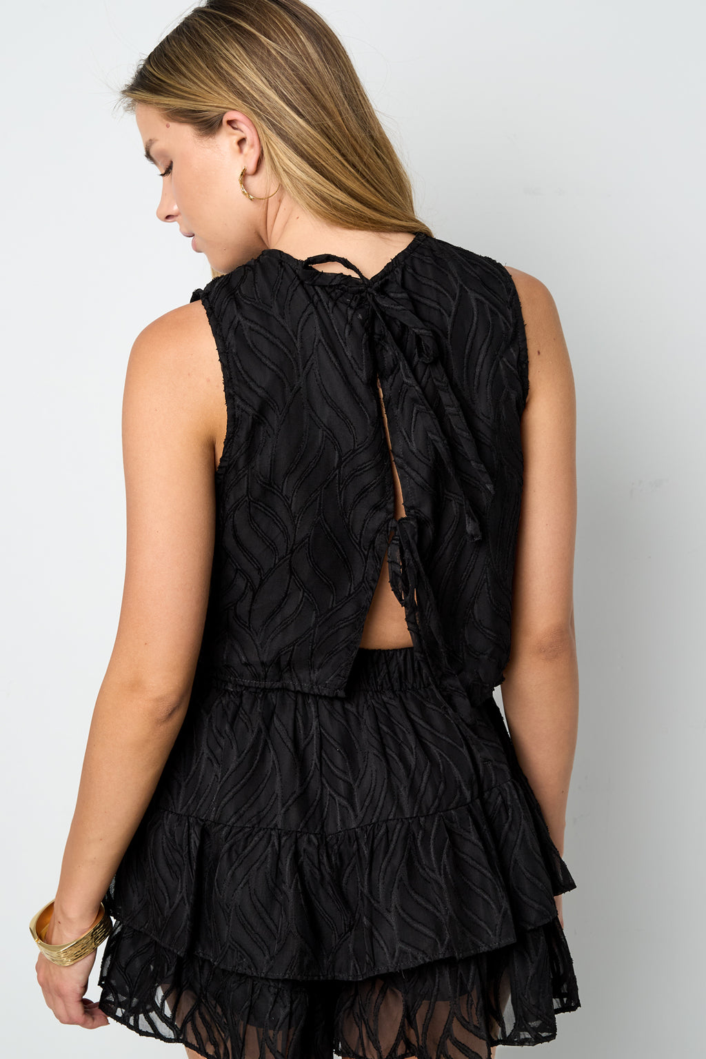 Co-ord Set White Leaves - Sleeveless Tops