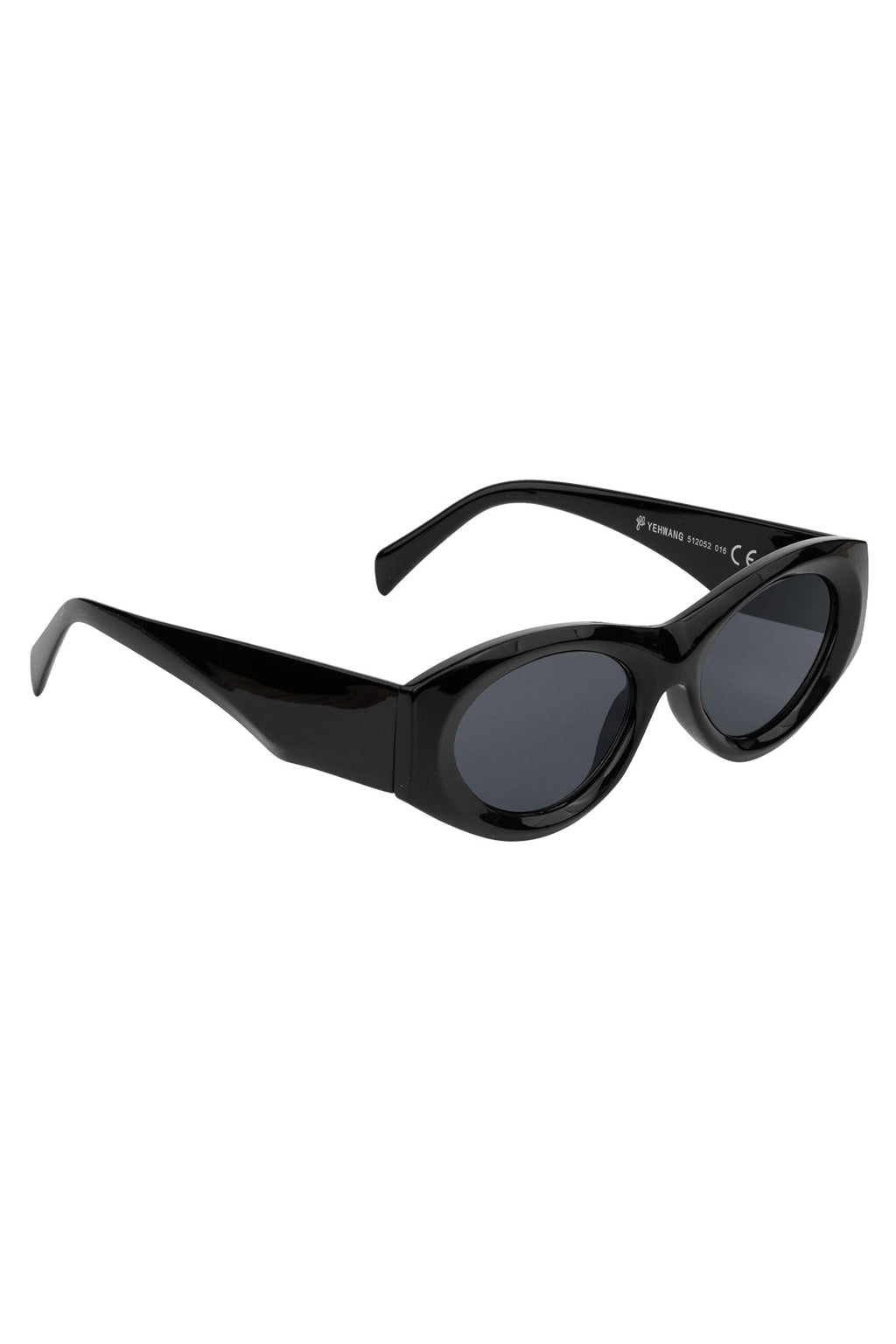 Retro look a like sunglasses