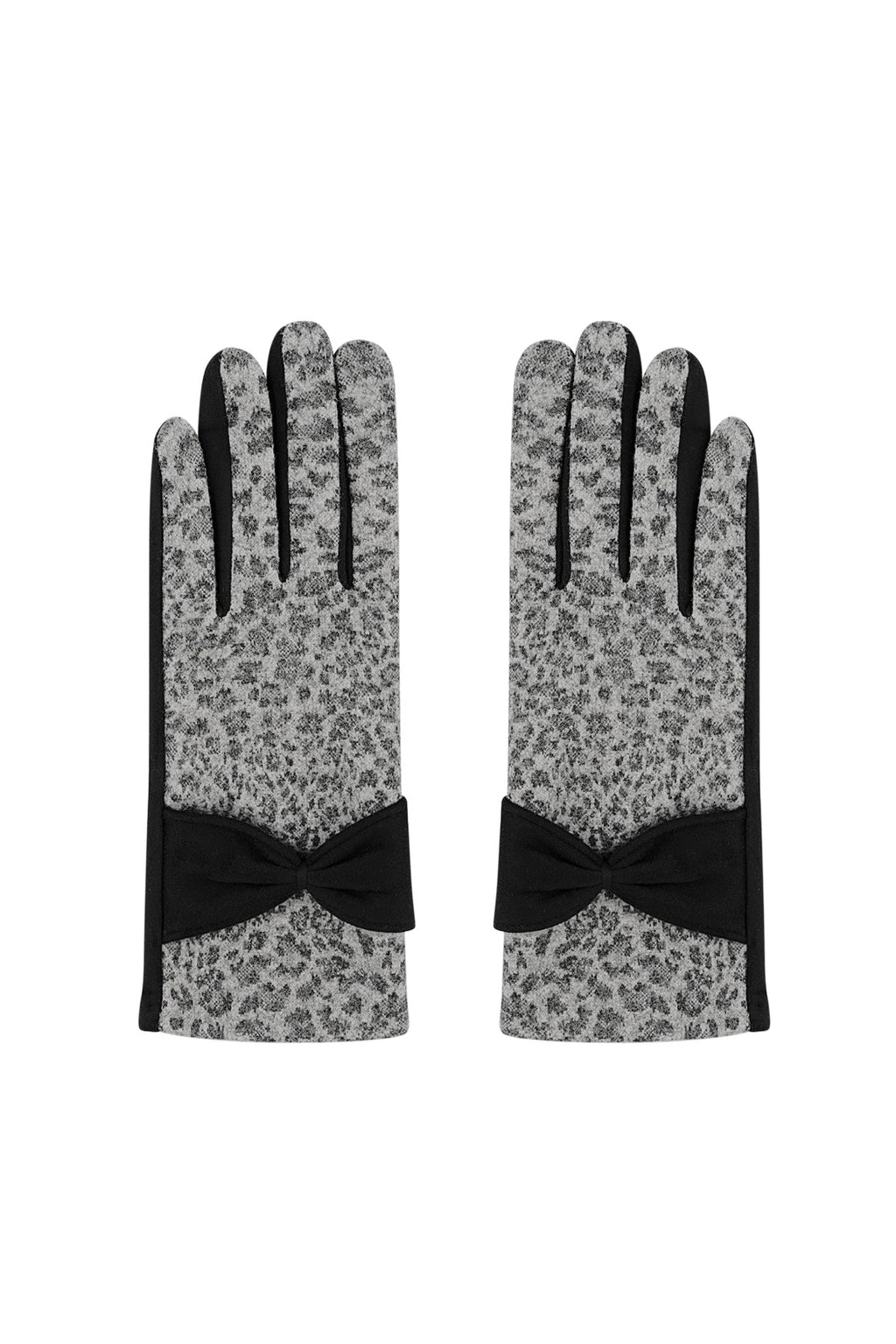 Leopard chic gloves